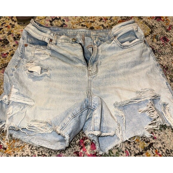 American Eagle shorts - Picture 1 of 3